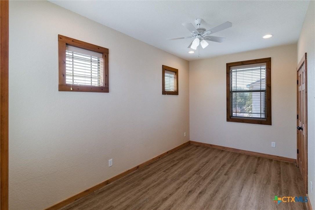 1654 Gruene Vineyard Xing - Photo 5 of 16