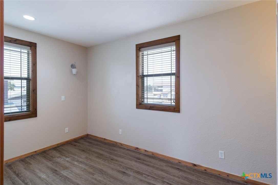 1654 Gruene Vineyard Xing - Photo 7 of 16