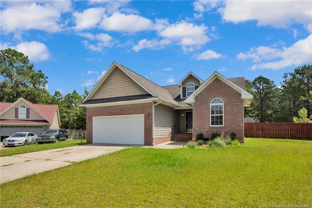 112 Camrose Court - Photo 3 of 11