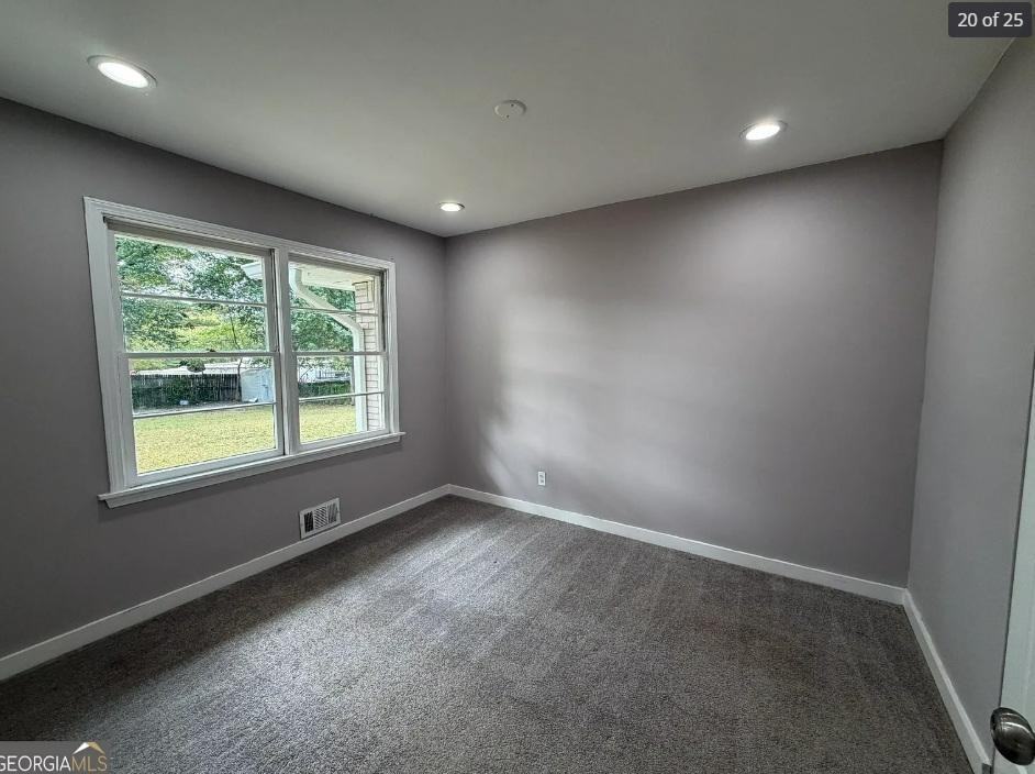 109 Scarlett Drive - Photo 3 of 20