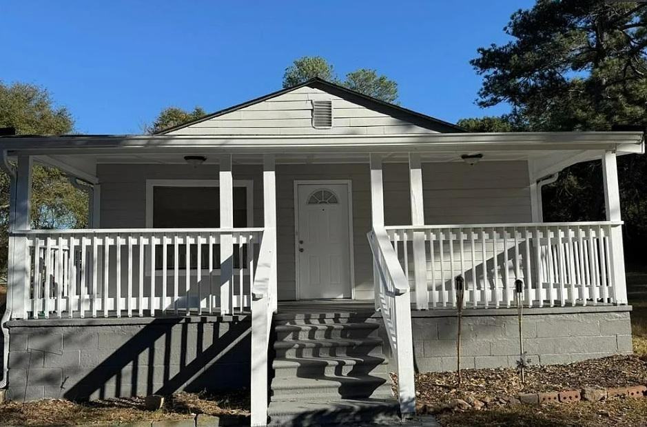 221 Sheppard Place - Photo 2 of 20