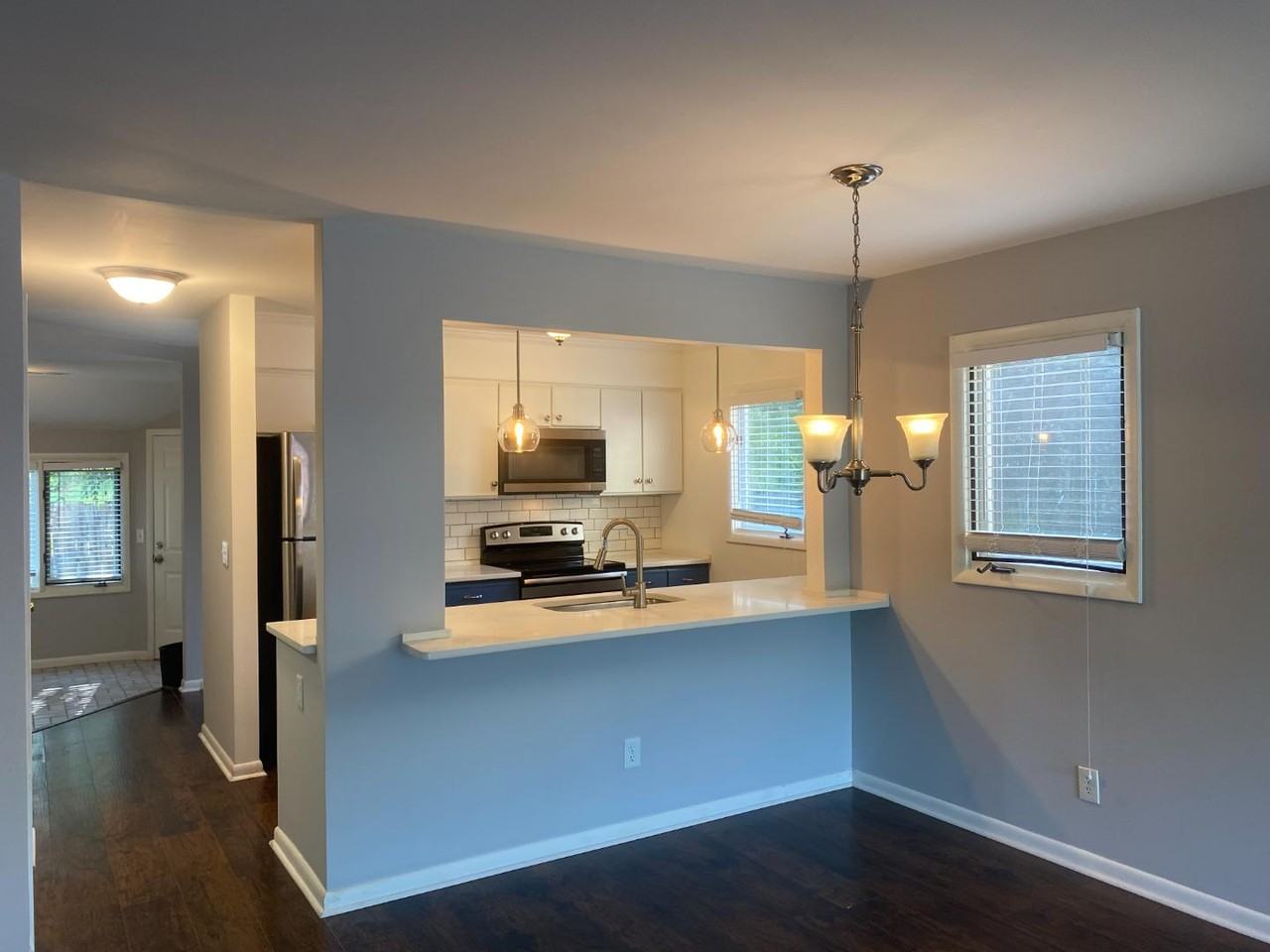 410 Front Street - Photo 5 of 16