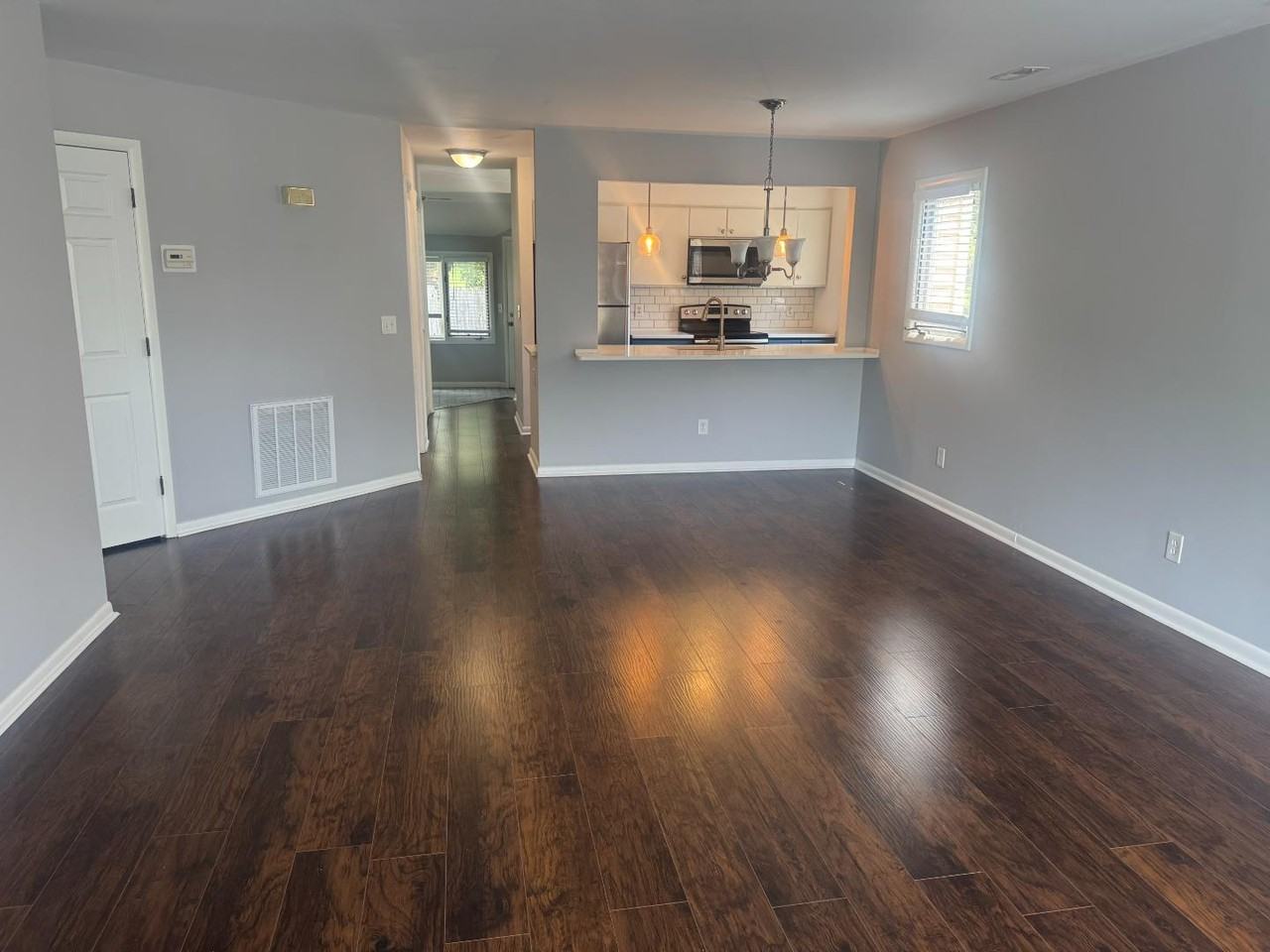 410 Front Street - Photo 7 of 16