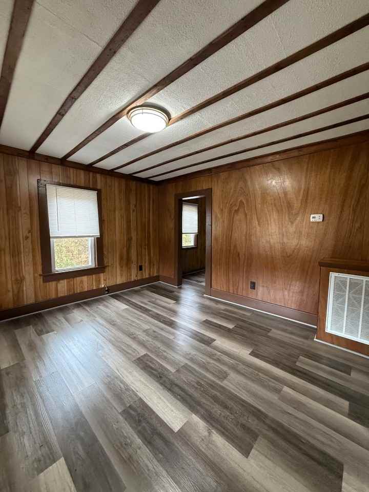 221 Valley Pike Road - Photo 3 of 11