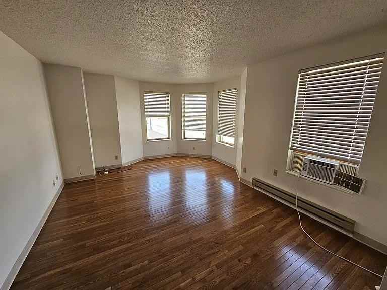 608 King Street - Photo 2 of 13