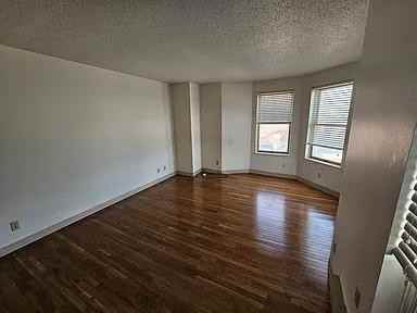 608 King Street - Photo 4 of 13