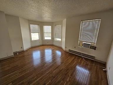 608 King Street - Photo 6 of 13