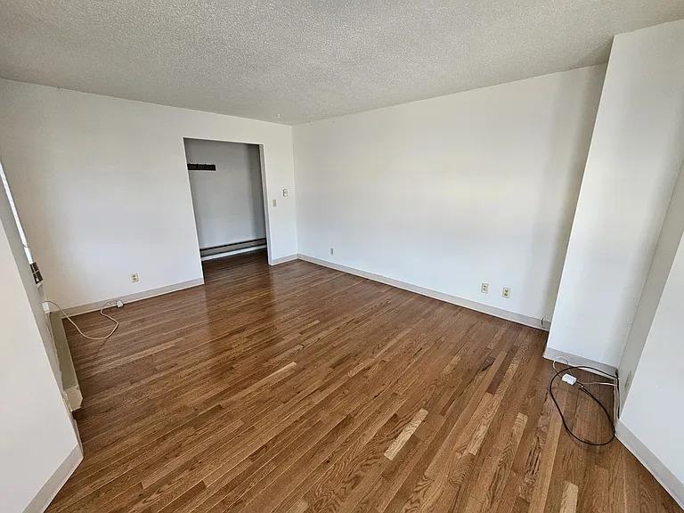 608 King Street - Photo 7 of 13