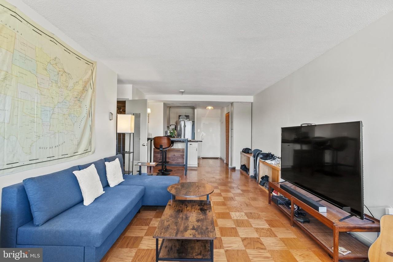 1301 Delaware Avenue Southwest #N725