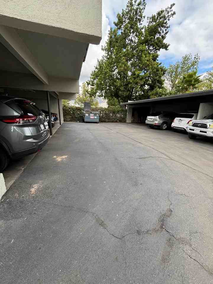 102 N. Holliston - Photo 2 of 2