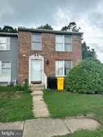 featured image of 3621 Seaford Court #B