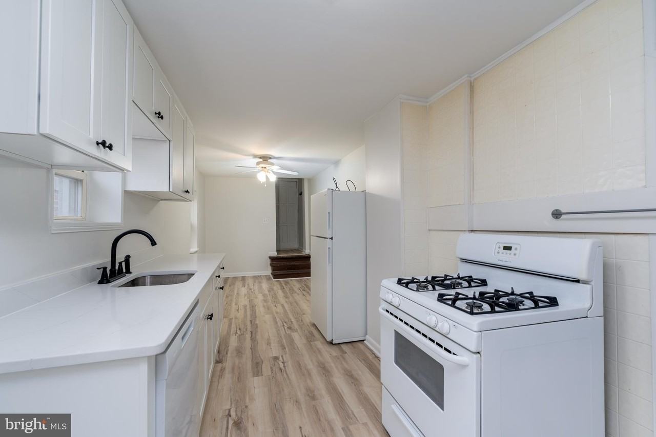 1722 Eastern Ave Apt 3 #3 - Photo 2 of 13