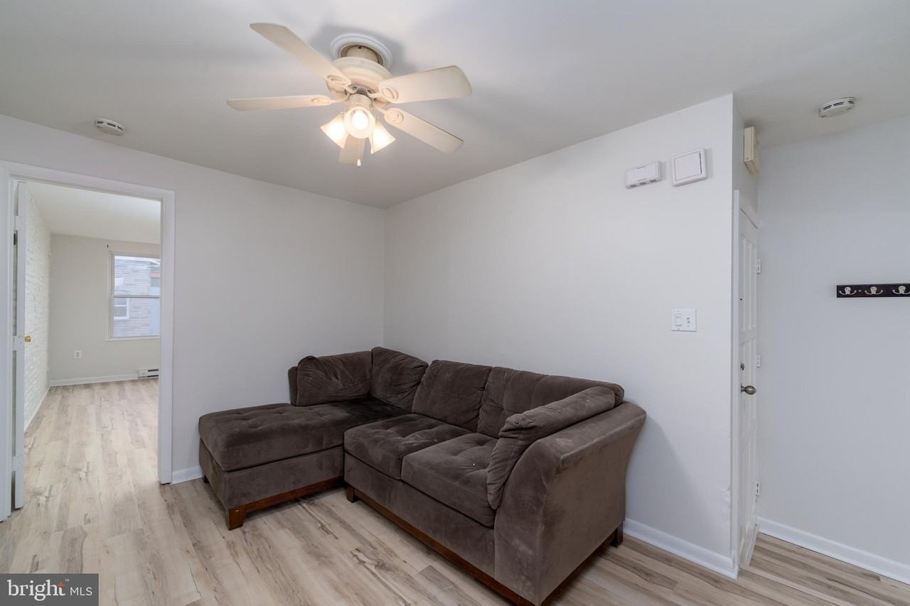 1722 Eastern Ave Apt 3 #3 - Photo 6 of 13