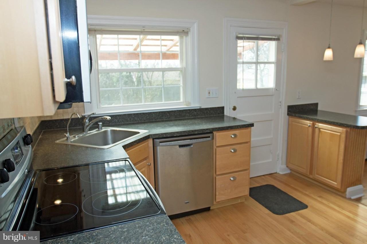 5303 Glen Falls Rd - Photo 3 of 30