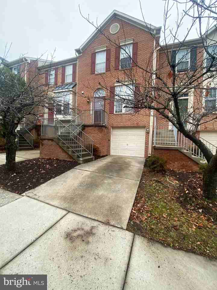 13537 Hayworth Drive - Photo 2 of 21