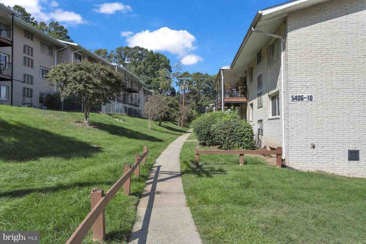 5410 85th Avenue #104 - Photo 3 of 19