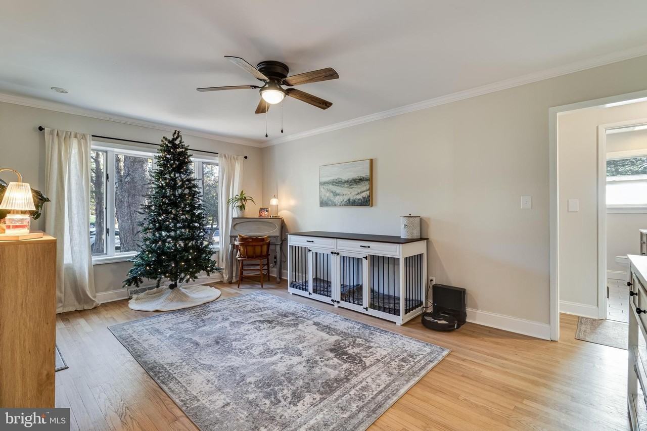 40905 Spring House Ln - Photo 3 of 50