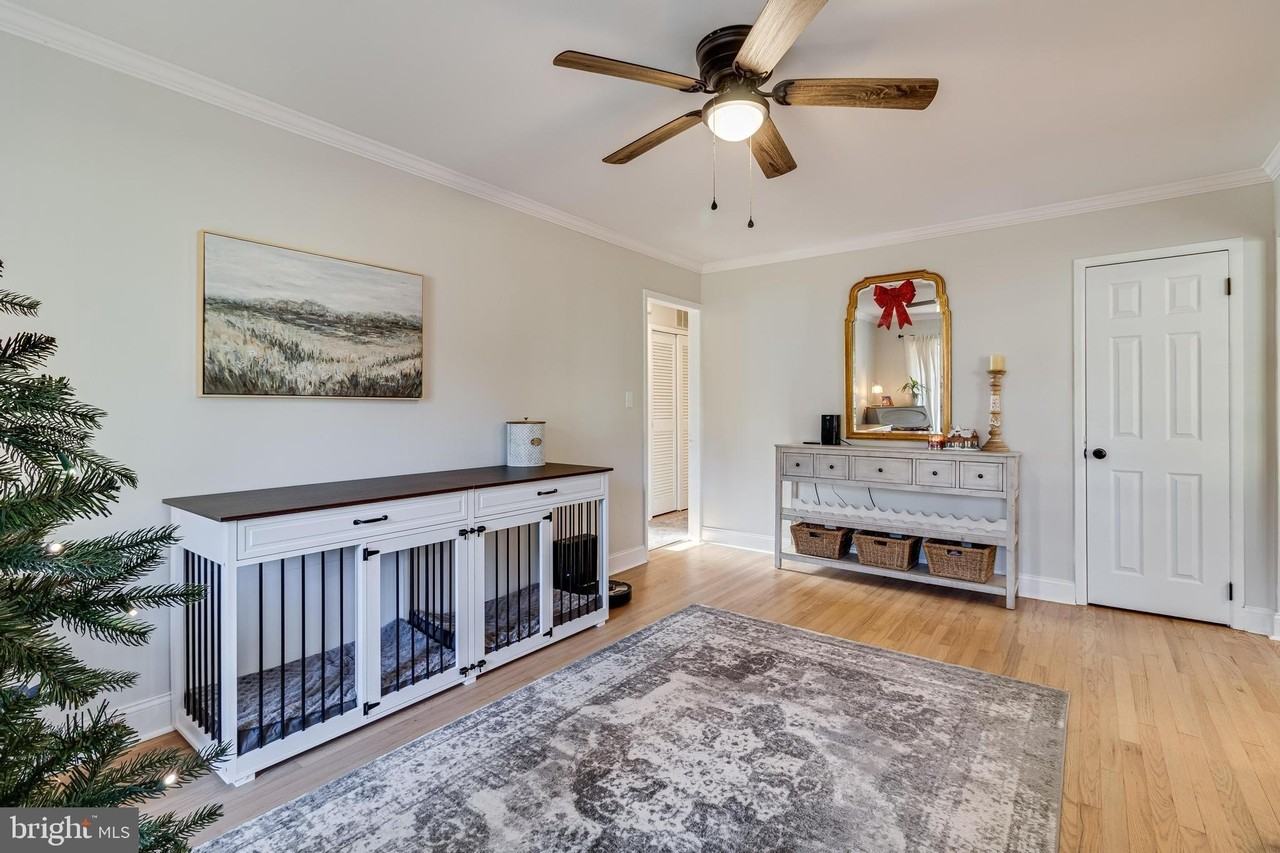 40905 Spring House Ln - Photo 5 of 50