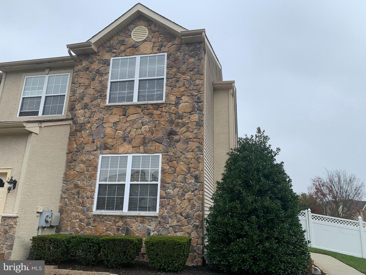 2 Zion Dr - Photo 2 of 37