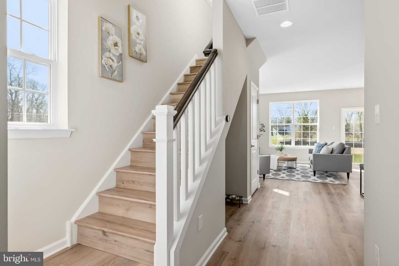 385 N Tuckahoe Rd Unit 949 #949 - Photo 3 of 21