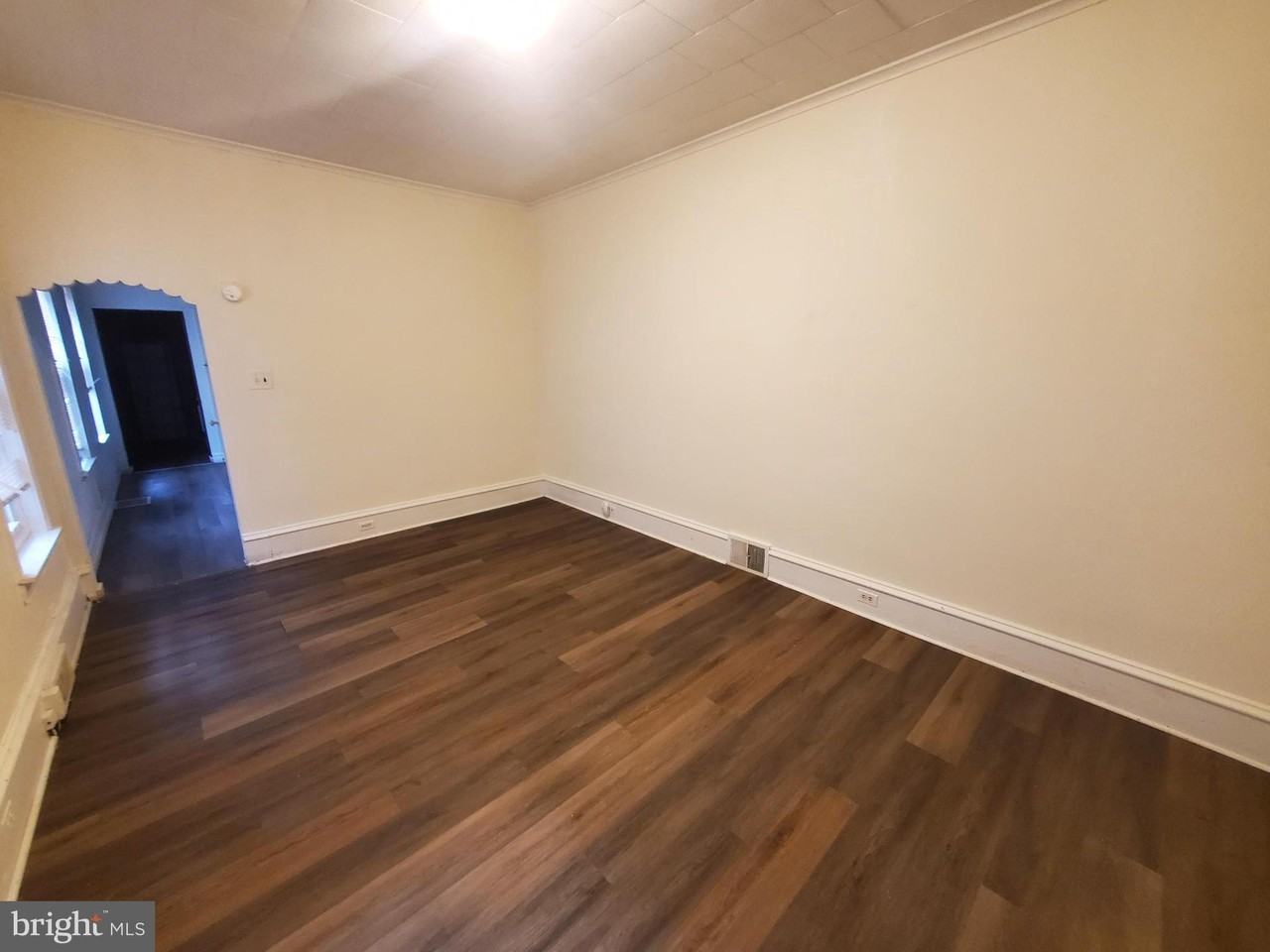 645 N 3rd St Apt 1 #1 - Photo 5 of 9