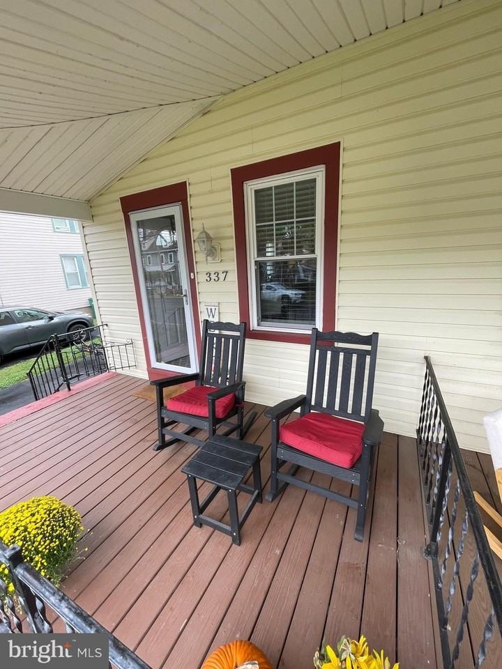 337 South Lincoln Avenue - Photo 3 of 35