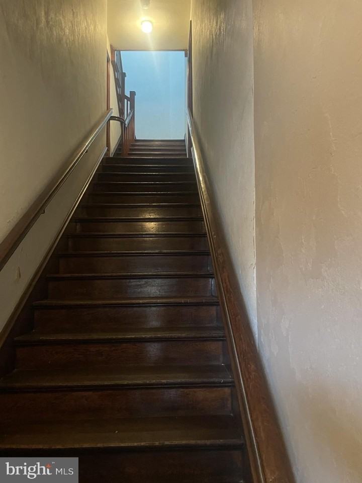 127 East State Street #2 - Photo 3 of 11