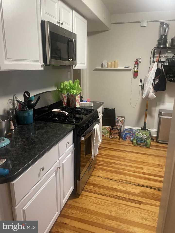 127 East State Street #2 - Photo 5 of 11