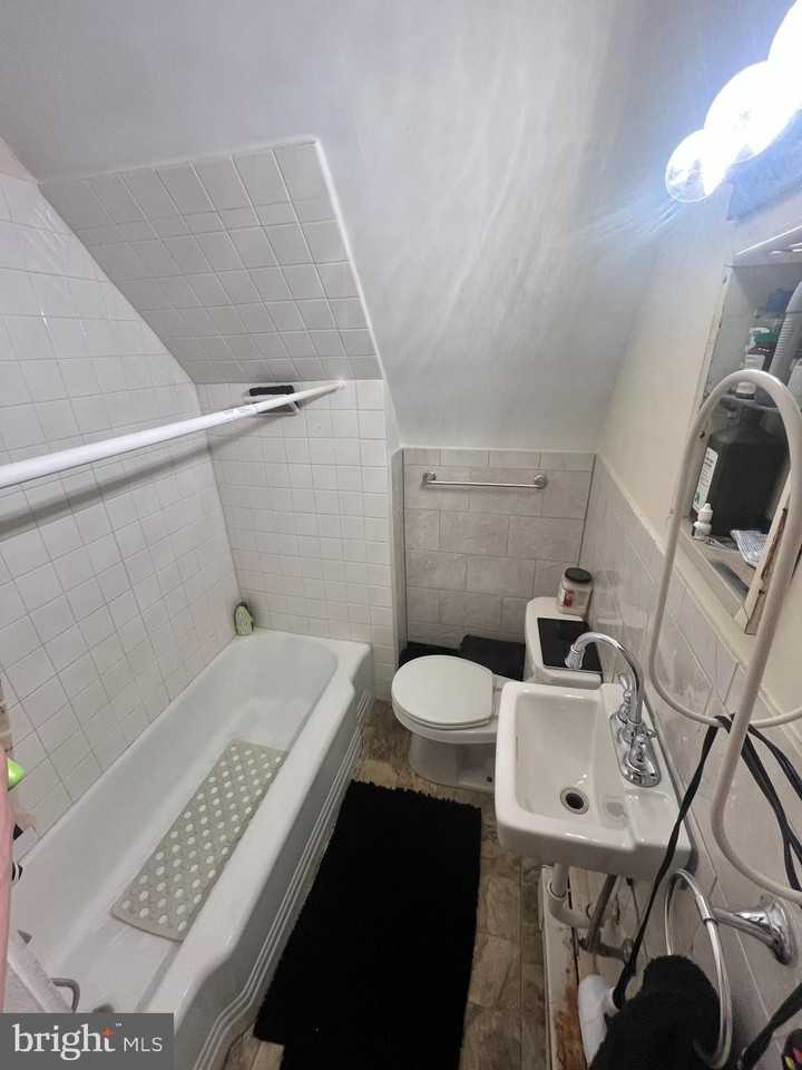 541 East High Street #3rdFL - Photo 4 of 8