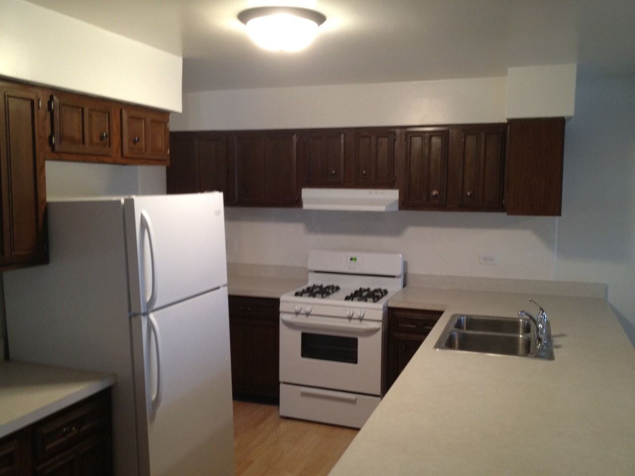 19716 Orchard Ave - Photo 3 of 14