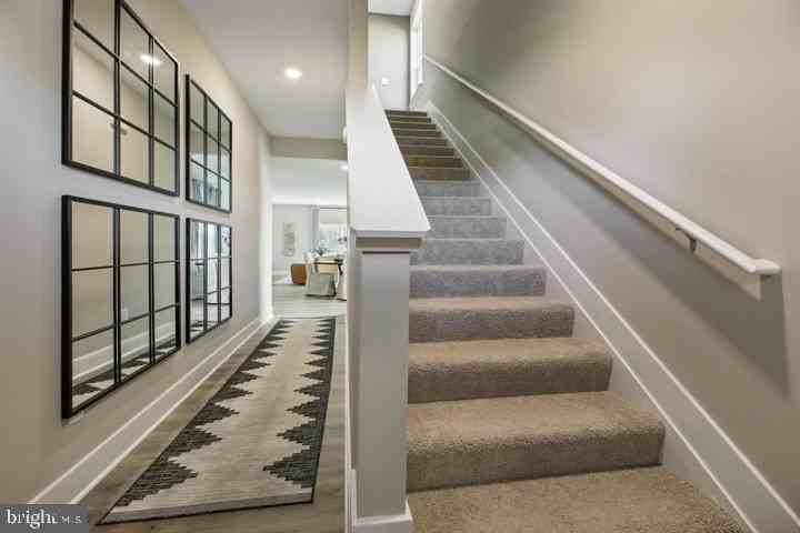 112 Charing Cross Dr - Photo 5 of 42