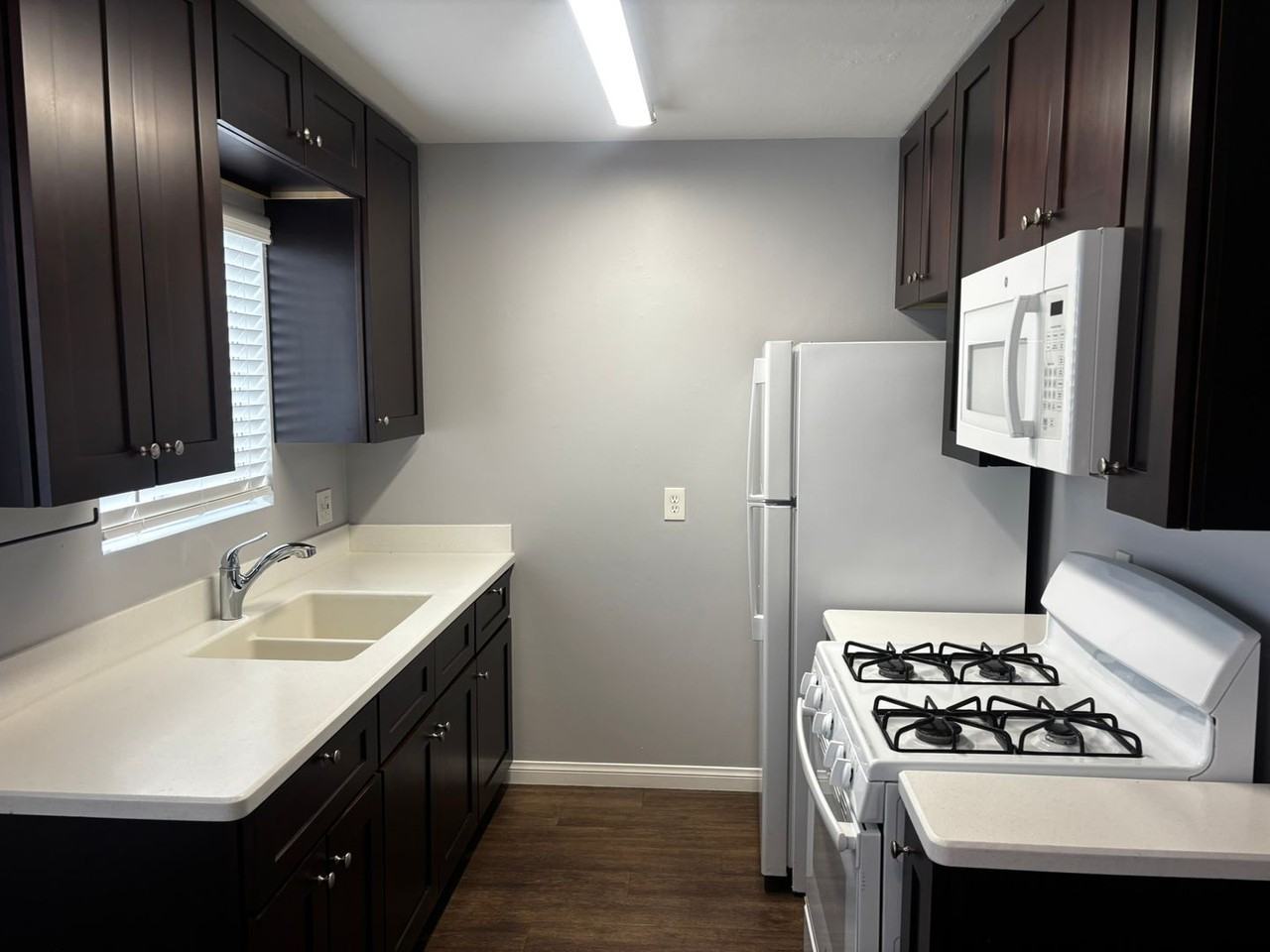 336 Claydelle Avenue #07 - Photo 6 of 25