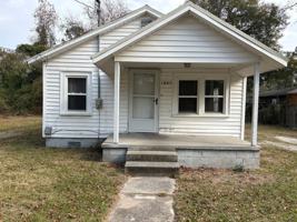 featured image of 1805 College Street