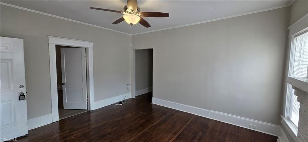 809 Dillard St - Photo 2 of 20