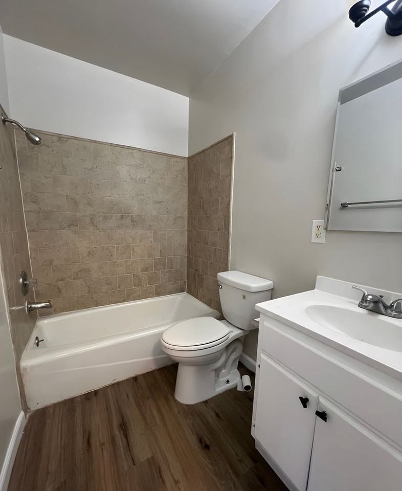 6811 10th Ave. - Photo 2 of 24