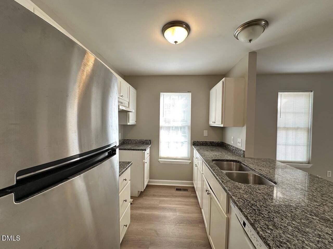 1308 Swingline Way - Photo 5 of 13