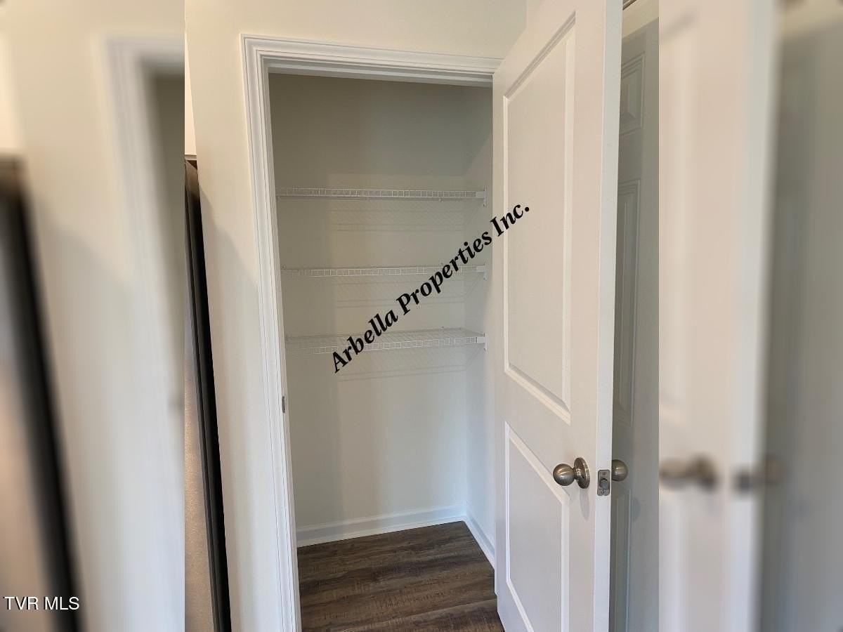 424 Quiver St - Photo 6 of 21