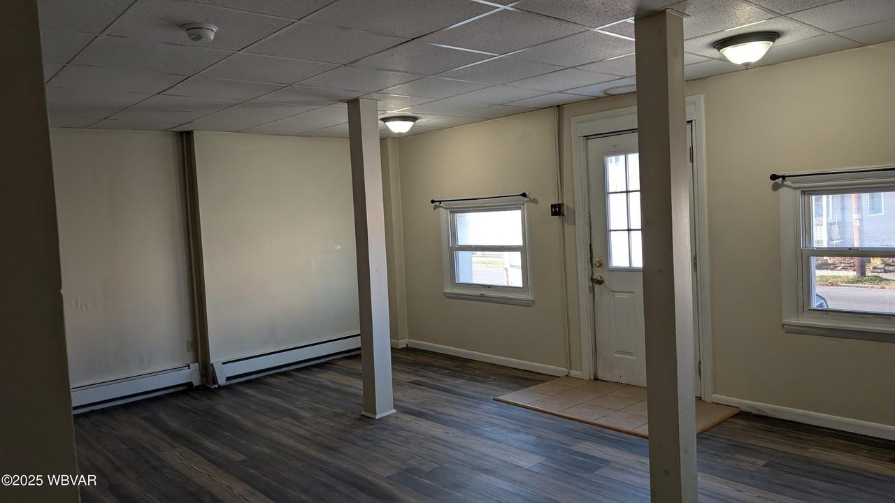 832 832 FRANKLIN Street unit: Front - Photo 3 of 8