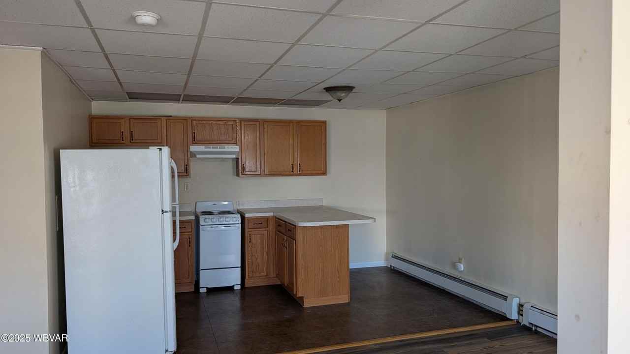 832 832 FRANKLIN Street unit: Front - Photo 4 of 8