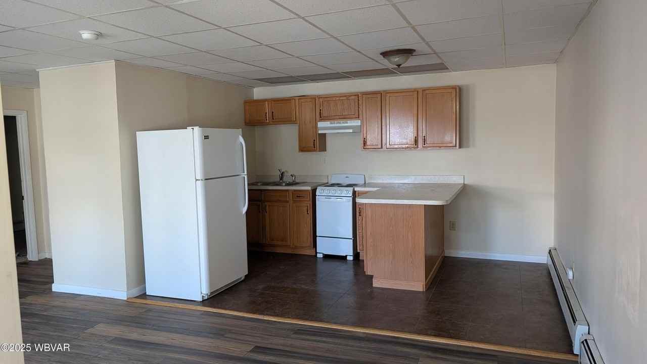 832 832 FRANKLIN Street unit: Front - Photo 5 of 8