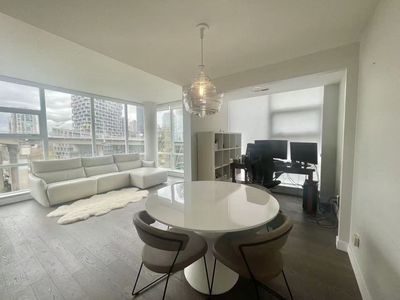 638 Beach Cres #905 - Photo 3 of 15