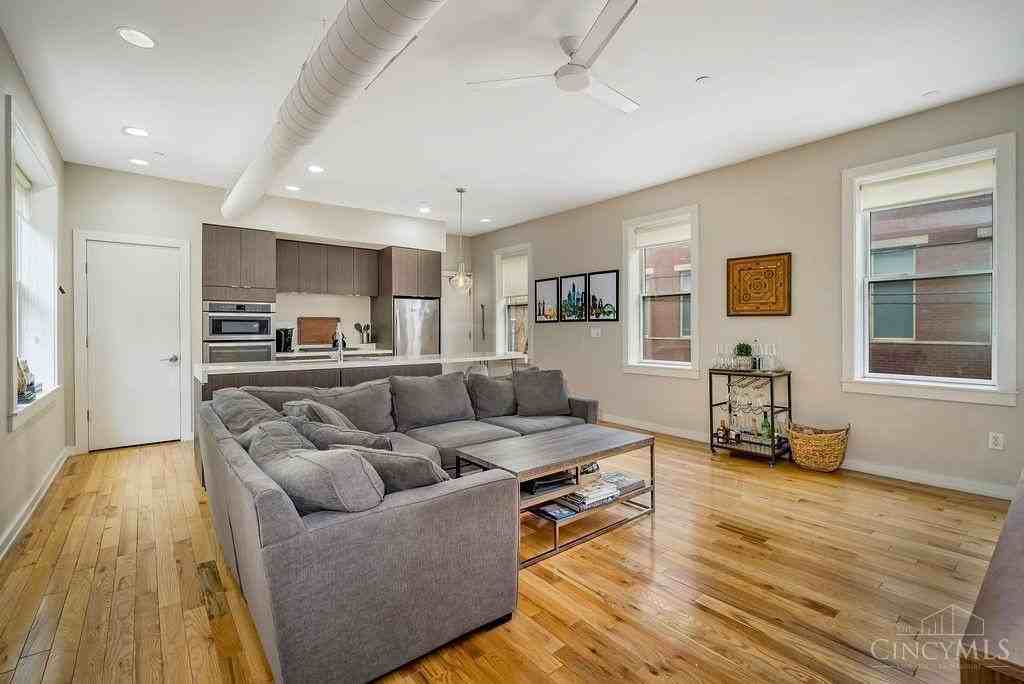 118 W 15th St Unit 181 #181 - Photo 4 of 34