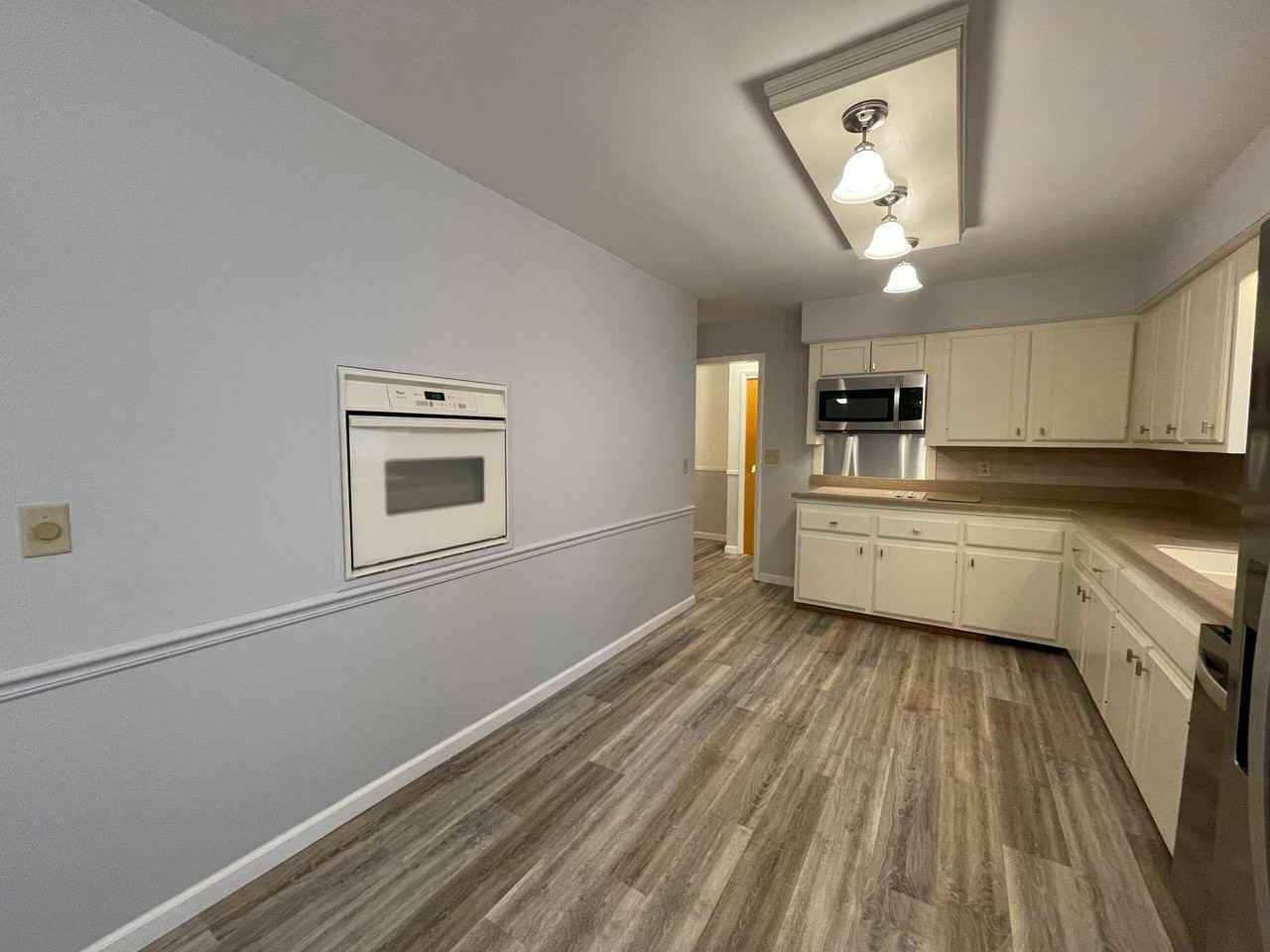 7723 Yorktown Street - Photo 5 of 20