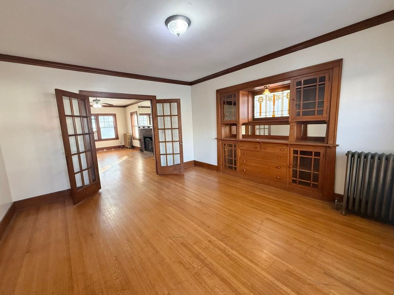 1424 F Street - Photo 7 of 31