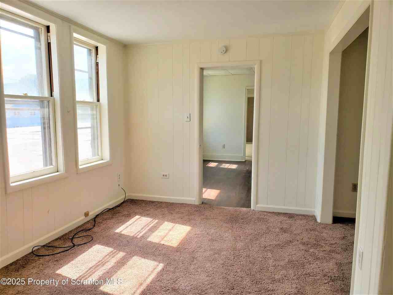 513 Washington Ave Unit 6 #6 - Photo 6 of 10