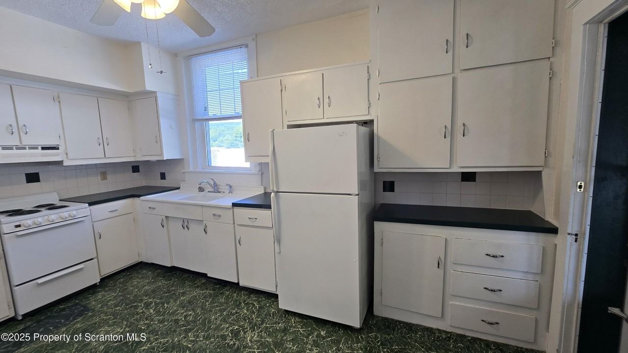 281 East Main Street #3 - Photo 3 of 9