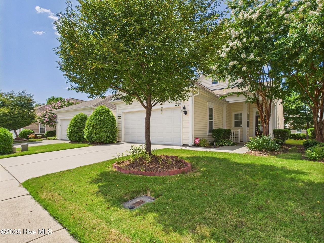 418 Easton Grey Loop - Photo 3 of 50