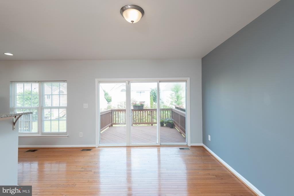 42724 Rolling Rock Sq - Photo 7 of 25