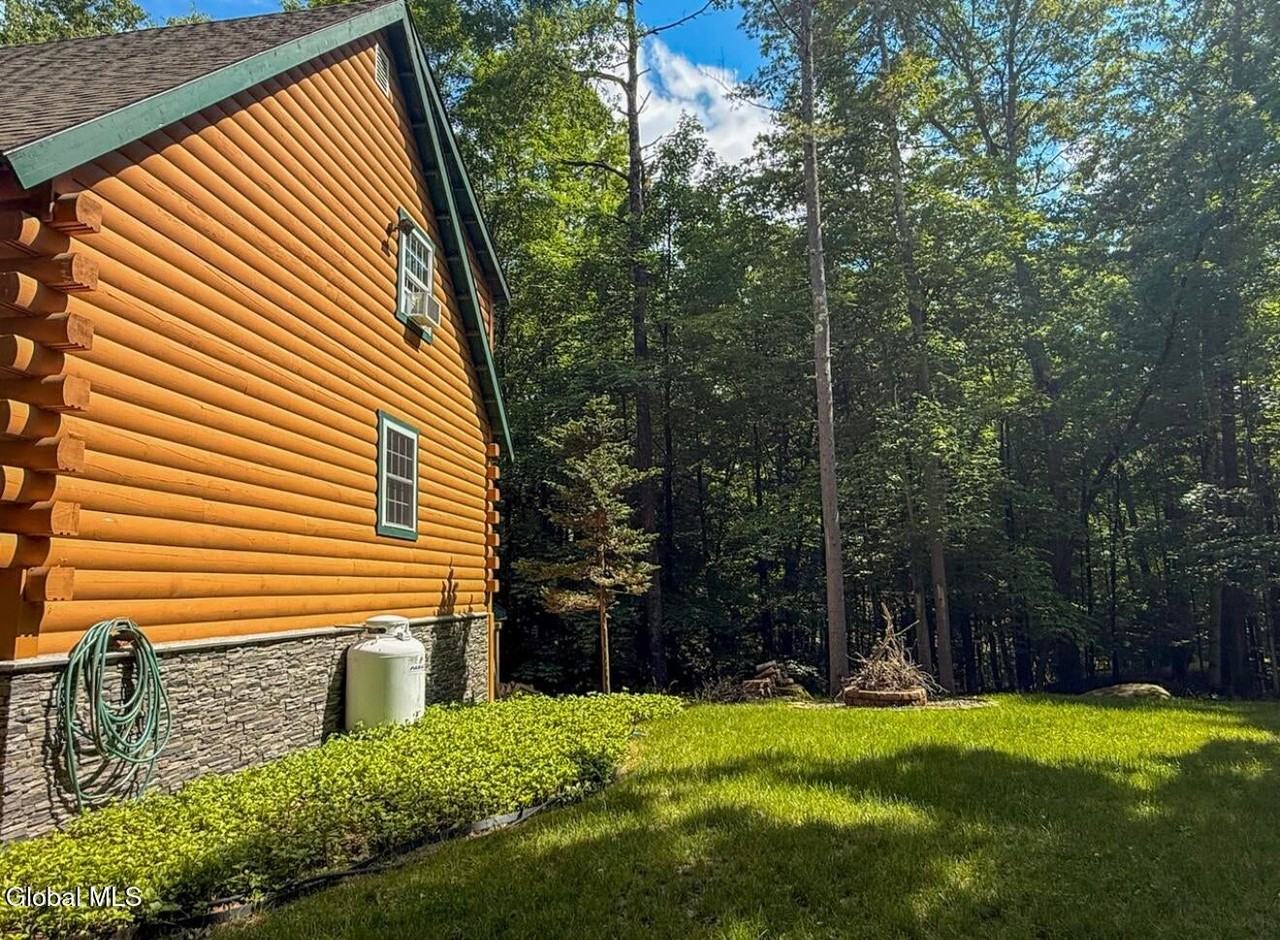 7 Mcgowan Cir - Photo 4 of 32