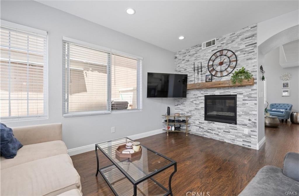 7805 Garfield Avenue - Photo 7 of 16